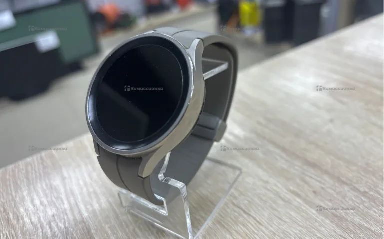 Часы  Samsung Galaxy Watch 5 Pro