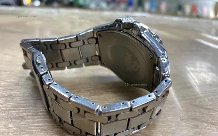 Часы jaguar j1009