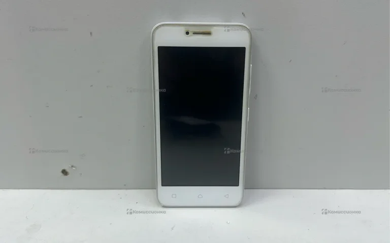 Lenovo A2016a40 1/8 ГБ