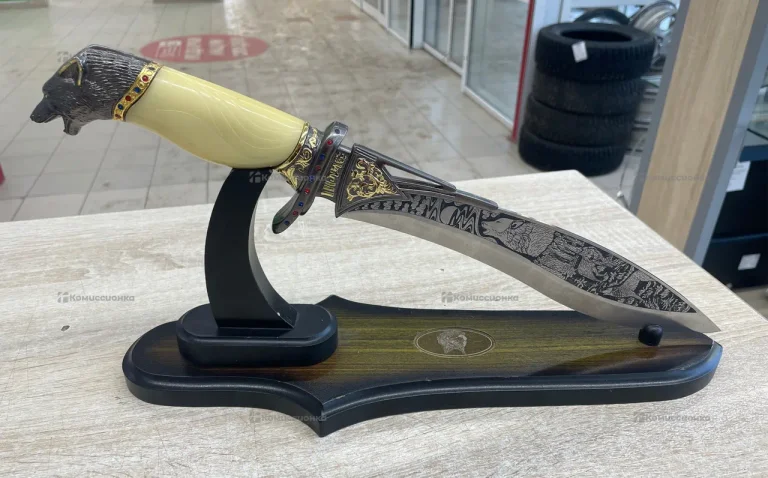 Нож сувенирный Волк