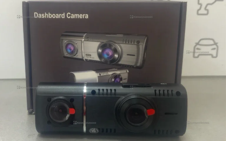 Видеорегистратор  NSCAR DVR0121