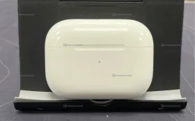 Купить Кейс AirPods 1 б/у , в Москва и область Цена:1990рублей