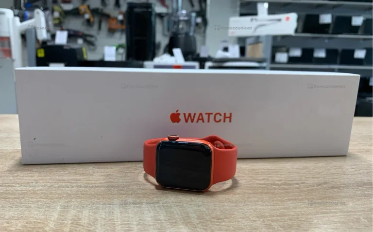 Часы  Apple Watch 6 40mm