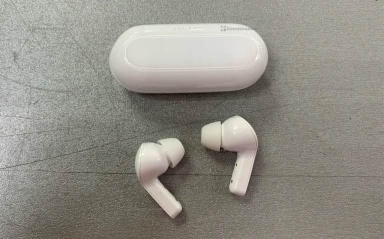 Наушники  rndl