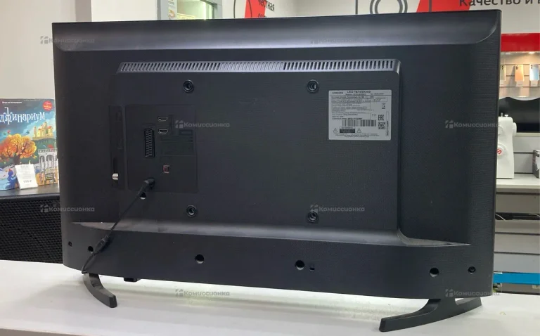 Телевизор Samsung UE32J5005AK