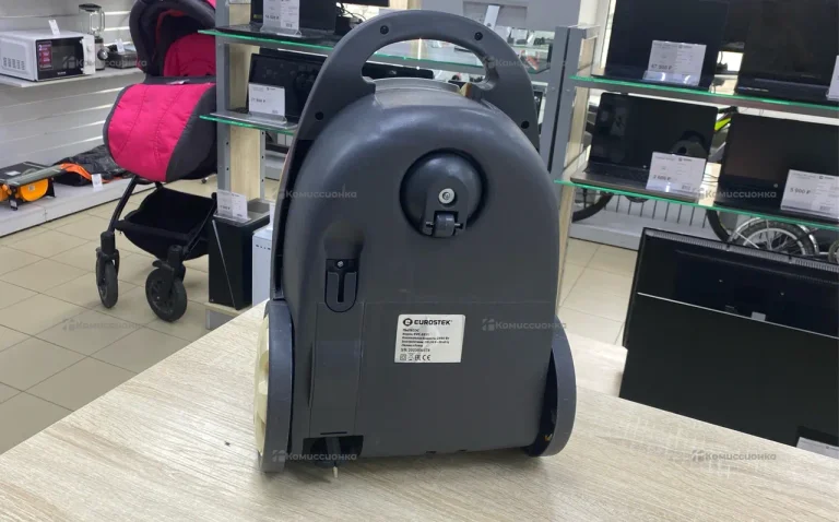 Пылесос Eurostek 2400w