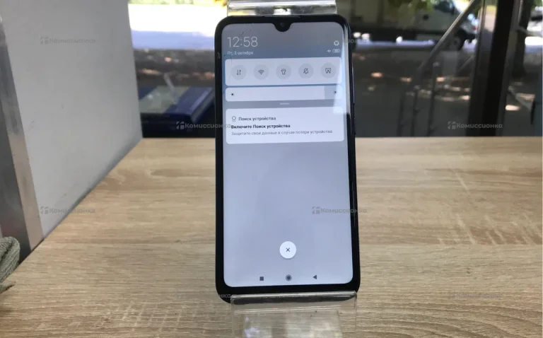 Xiaomi Mi Play 4/64 ГБ