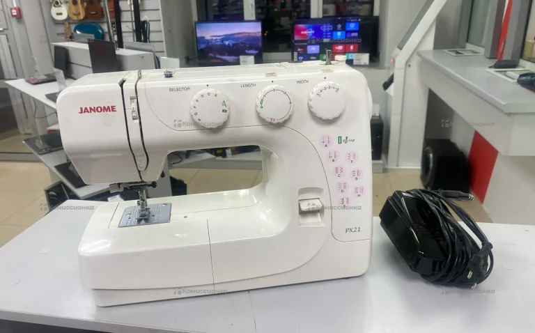 Швейная машина  Janome PX21