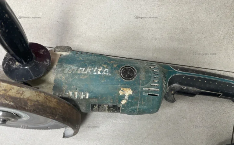 УШМ makita GA9020