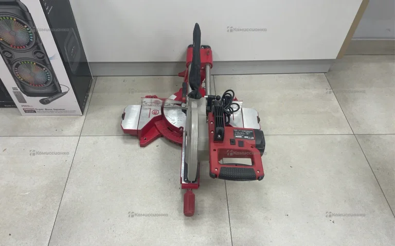 ПТ 825К пила торцовочная elitech