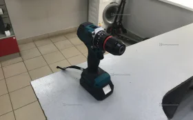 Шуруповерт Makita реп. с набором