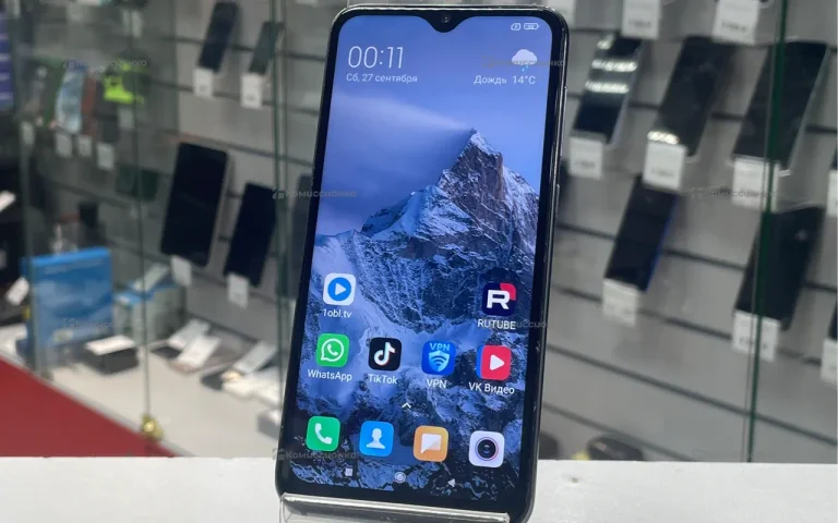 Xiaomi Mi 4 3/64 ГБ