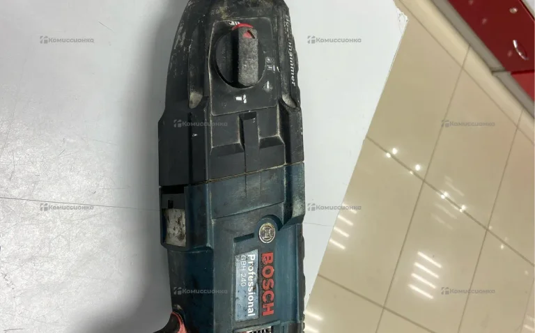 Перфоратор BOSCH Professional GBH 240