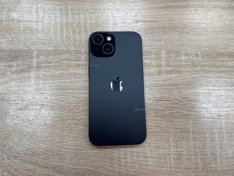 Apple iPhone 15 6/128 ГБ