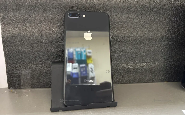 Apple iPhone 8 2/64 ГБ