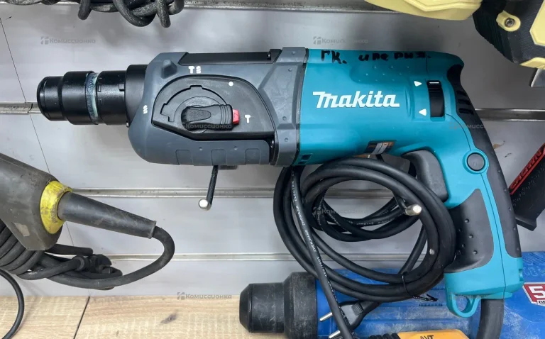 Перфоратор makita HR2470