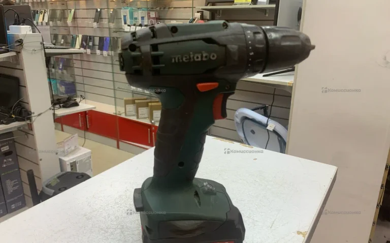 дрель шуруповерт Metabo 10.8