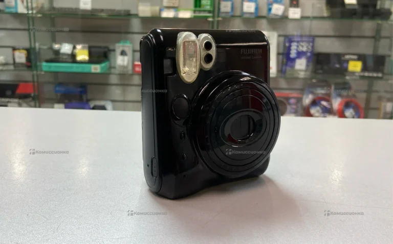 Фотоаппарат Fujifilm Instax mini 50s