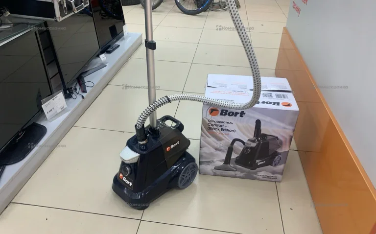 Отпариватель Bort