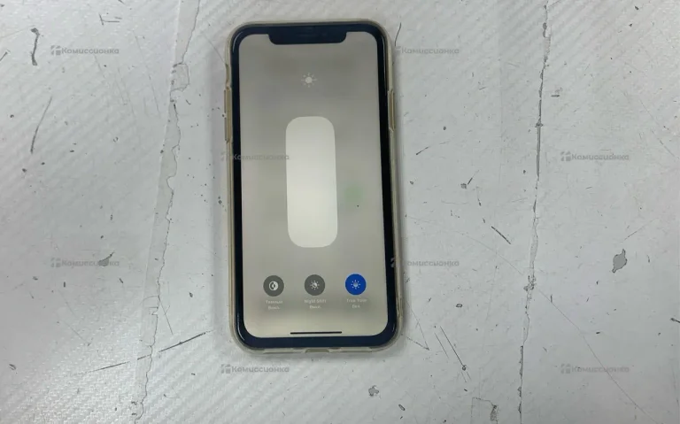 Apple iPhone XR 3/256 ГБ