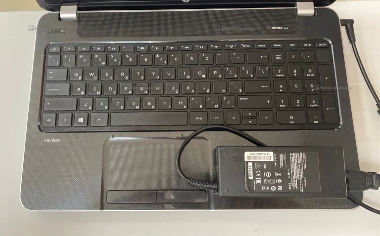 Ноутбук HP Pavilion RT3290