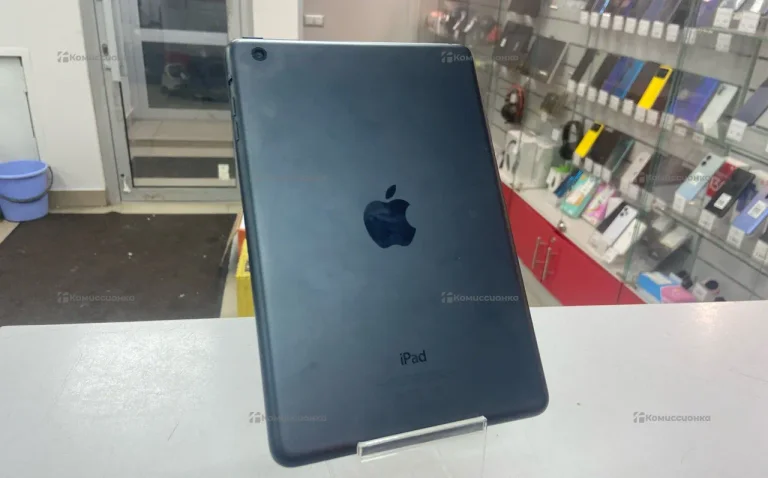 Планшет Apple iPad mini 4/64 wifi
