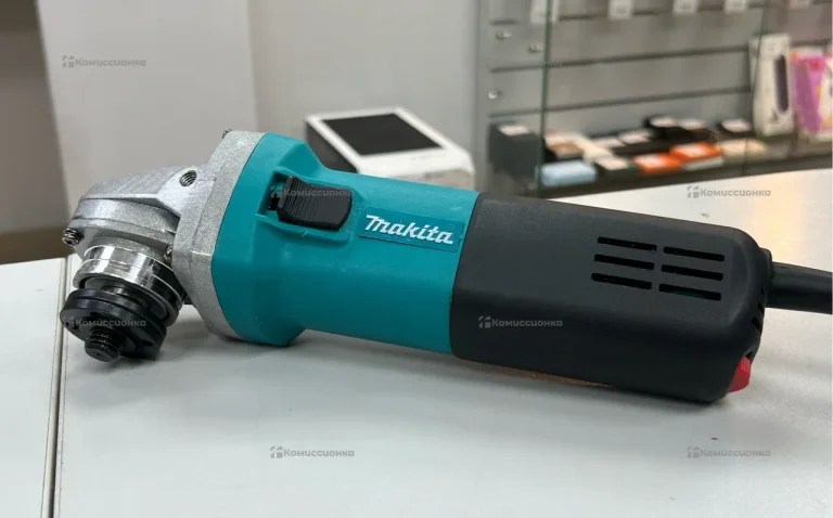 УШМ Makita 9558HM