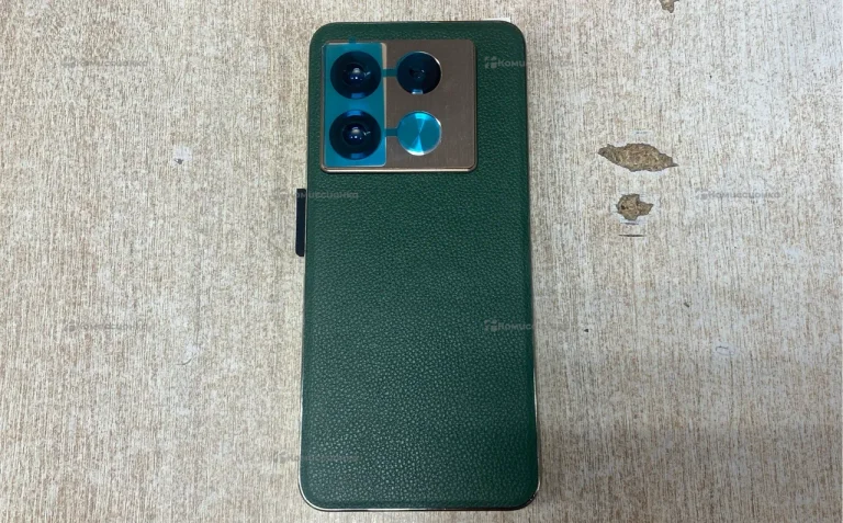 Infinix Note 40 Pro+ 12/256 ГБ (реплика)