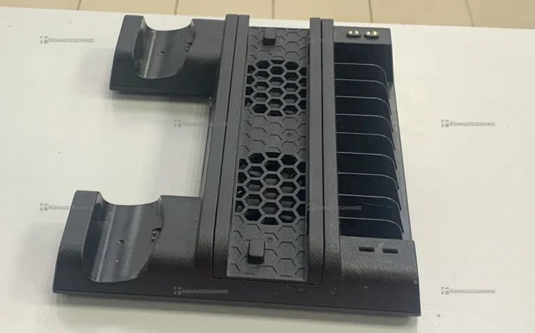 Sony Зарядная док-станция для PS4 Dobe