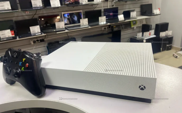 Приставка Xbox One S 500 ГБ
