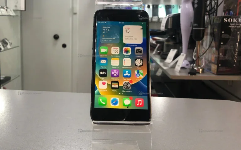 Apple Iphone 8 64 ГБ