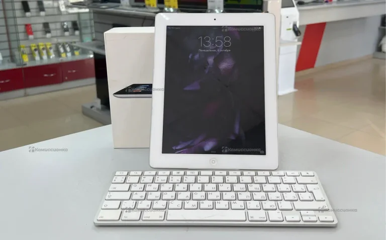 Планшет Apple iPad 3 16Gb Wi-Fi + Cellular