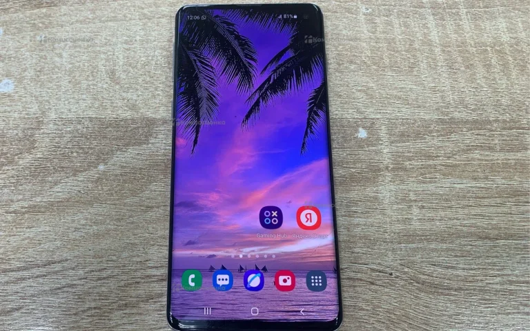 SAMSUNG Galaxy S10 8/128