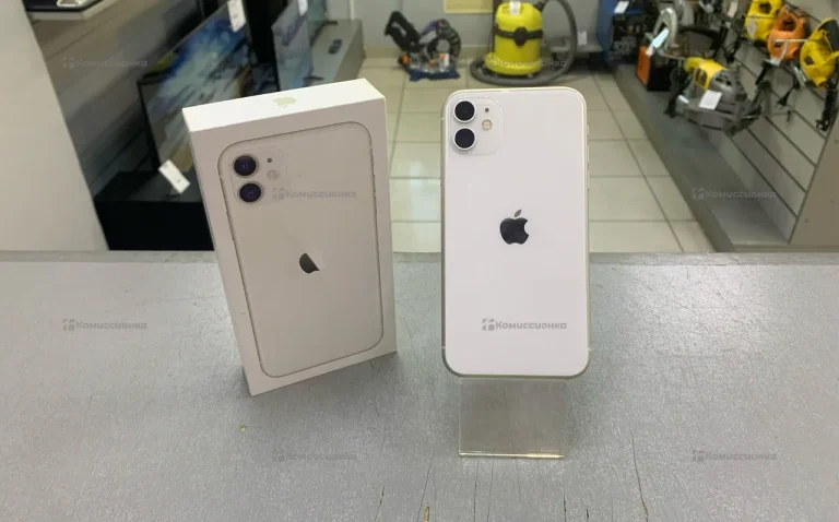 Apple iPhone 11 4/128 ГБ