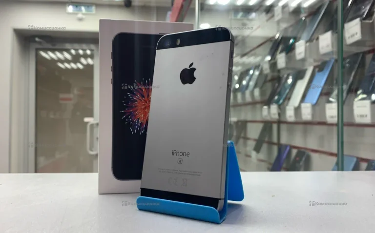 Apple iPhone SE 2/32 ГБ