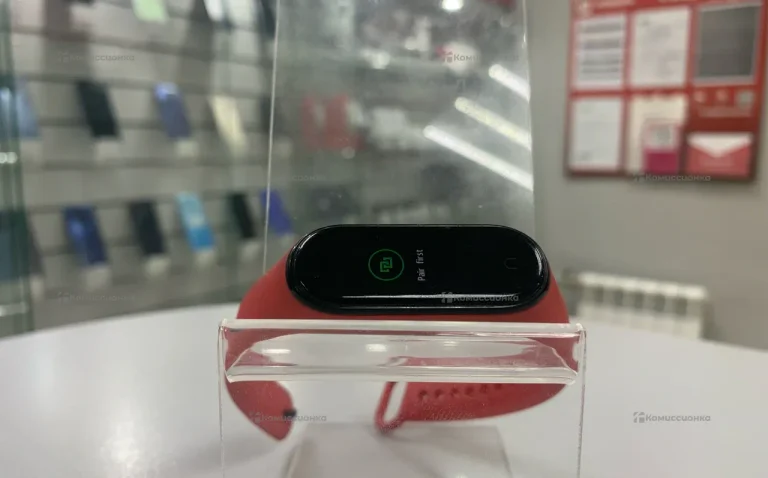 Часы  mi band 4