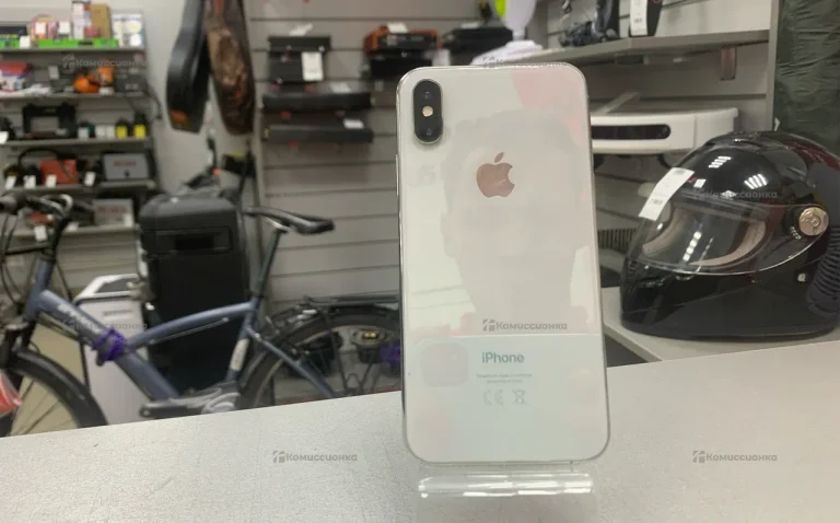 Apple iPhone XS 4/64 ГБ