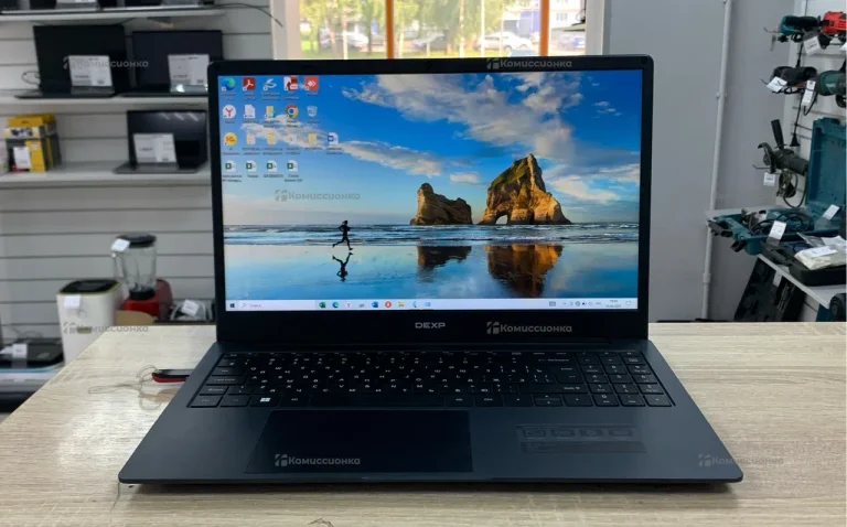 Ноутбук  Dexp Aquilon C15-l5w302