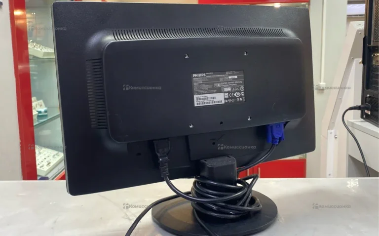 Монитор Philips 19IV2