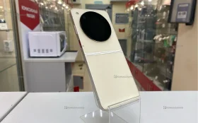 ZTE nubia Flip 12/512 ГБ