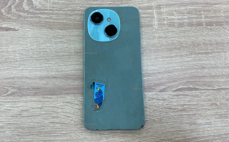 Tecno Spark Go 1 4/128 ГБ