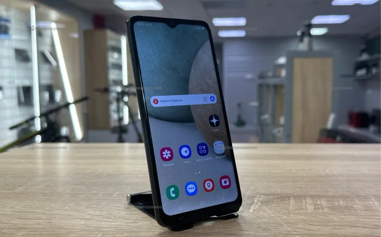 Samsung Galaxy A12 3/64 ГБ