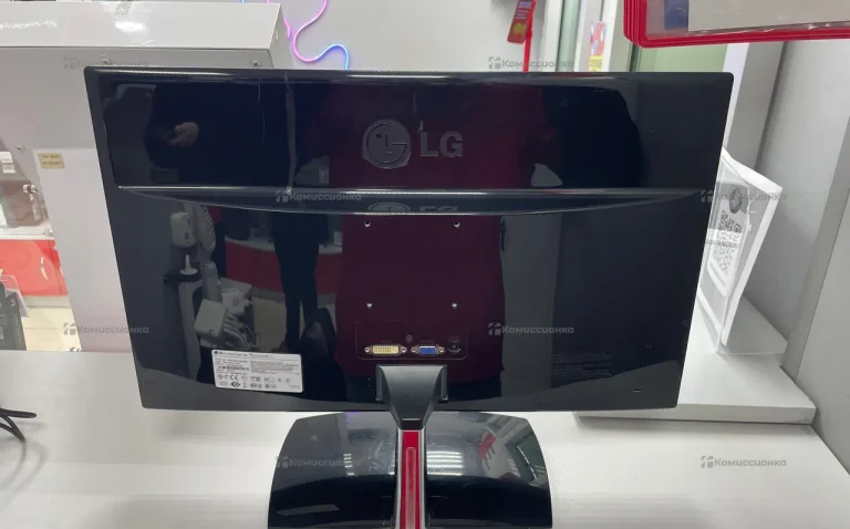 Монитор LG Flatron E2251T-BN