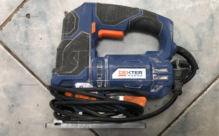 Электролобзик Dexter 750JS3-100.5