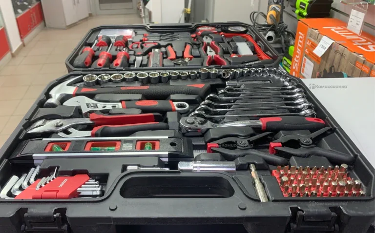 набор инструментов BOXBOLT 210