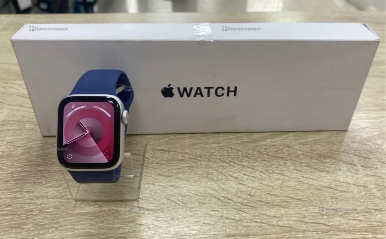 Часы  Apple Watch SE (Gen 2) 40mm