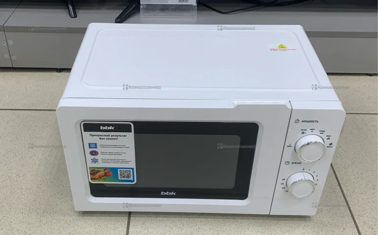 Микроволновая печь  BBK 17MWS-788