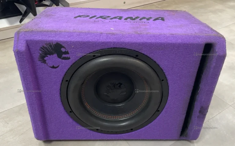 Активный сабвуфер Piranha 12A V2