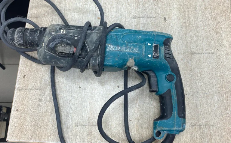 Перфоратор Makita HR2470 2021г