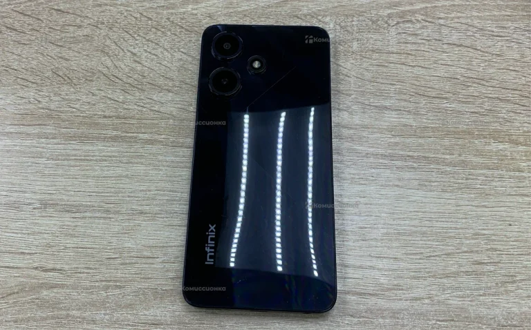 Infinix Hot 30i 4/64 ГБ